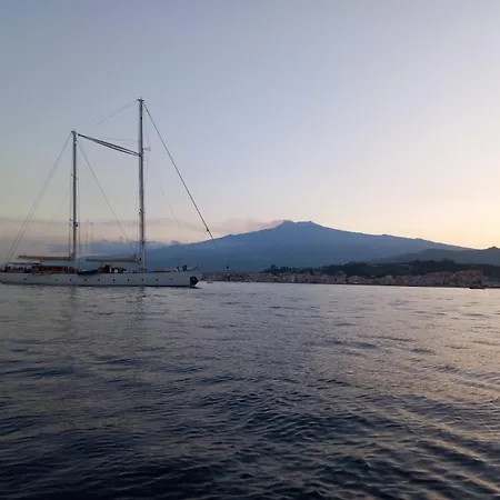 Maison Margot アパート ジャルディーニ・ナクソス