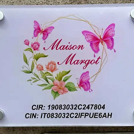 Apartment Maison Margot Taormina Station *