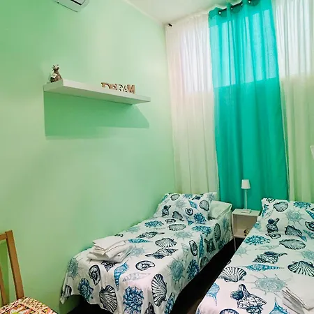 Maison Margot Taormina Station Apartment *