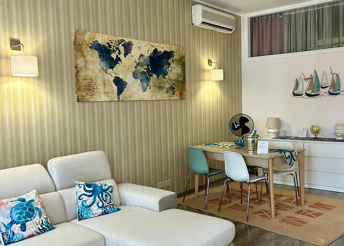 Maison Margot アパート *